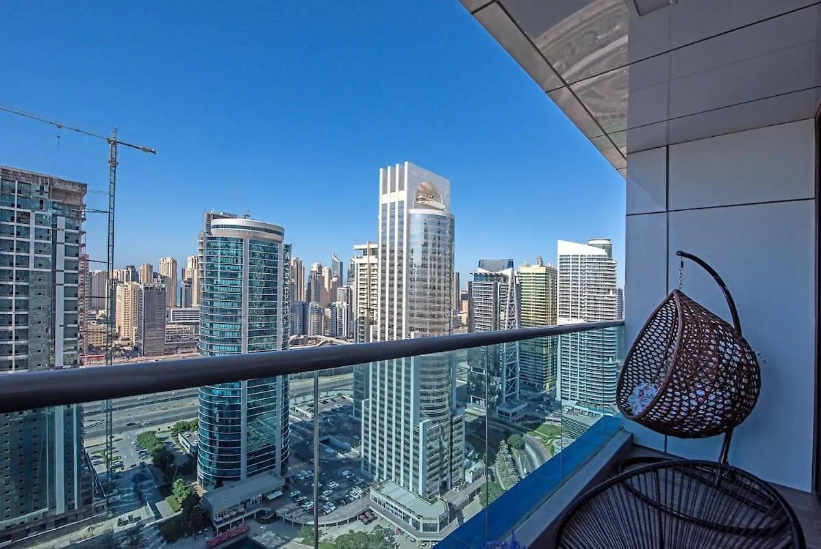 Warm 1-Bedroom Family-Friendly Aparment In Jlt Dubai Holiday home